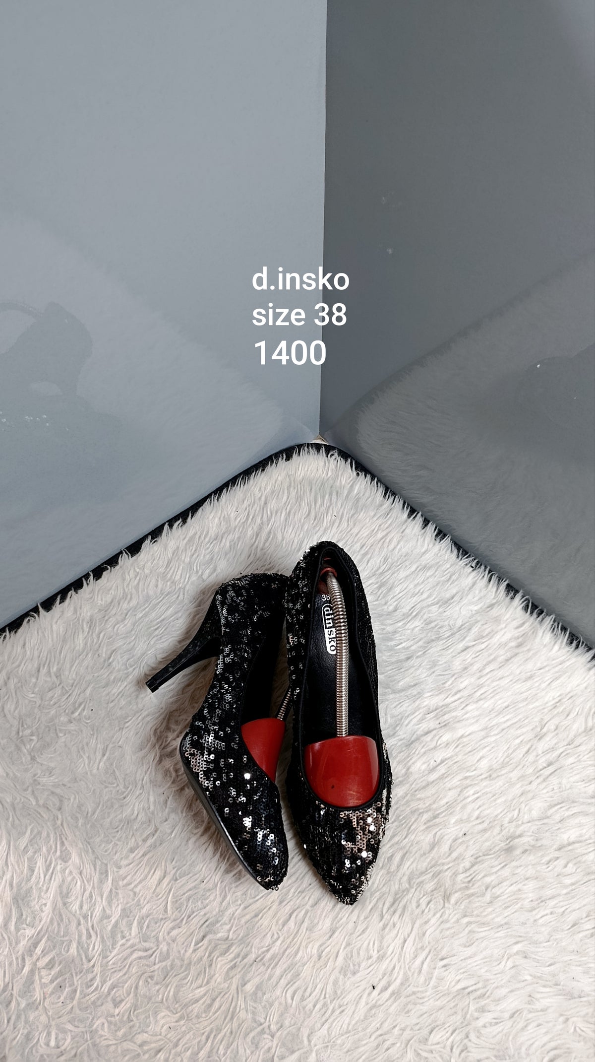 Dinsko 38
