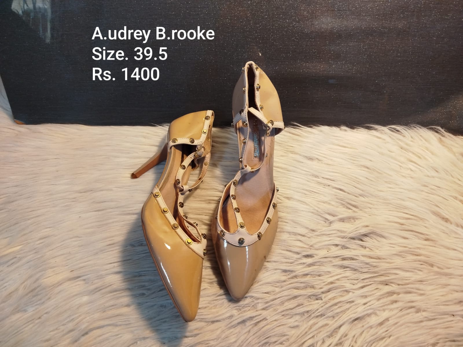 Audrey Brooke 39.5