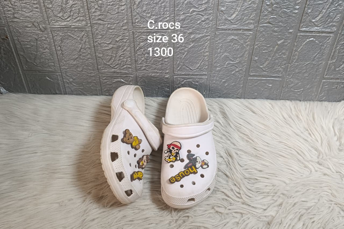 Crocs 36