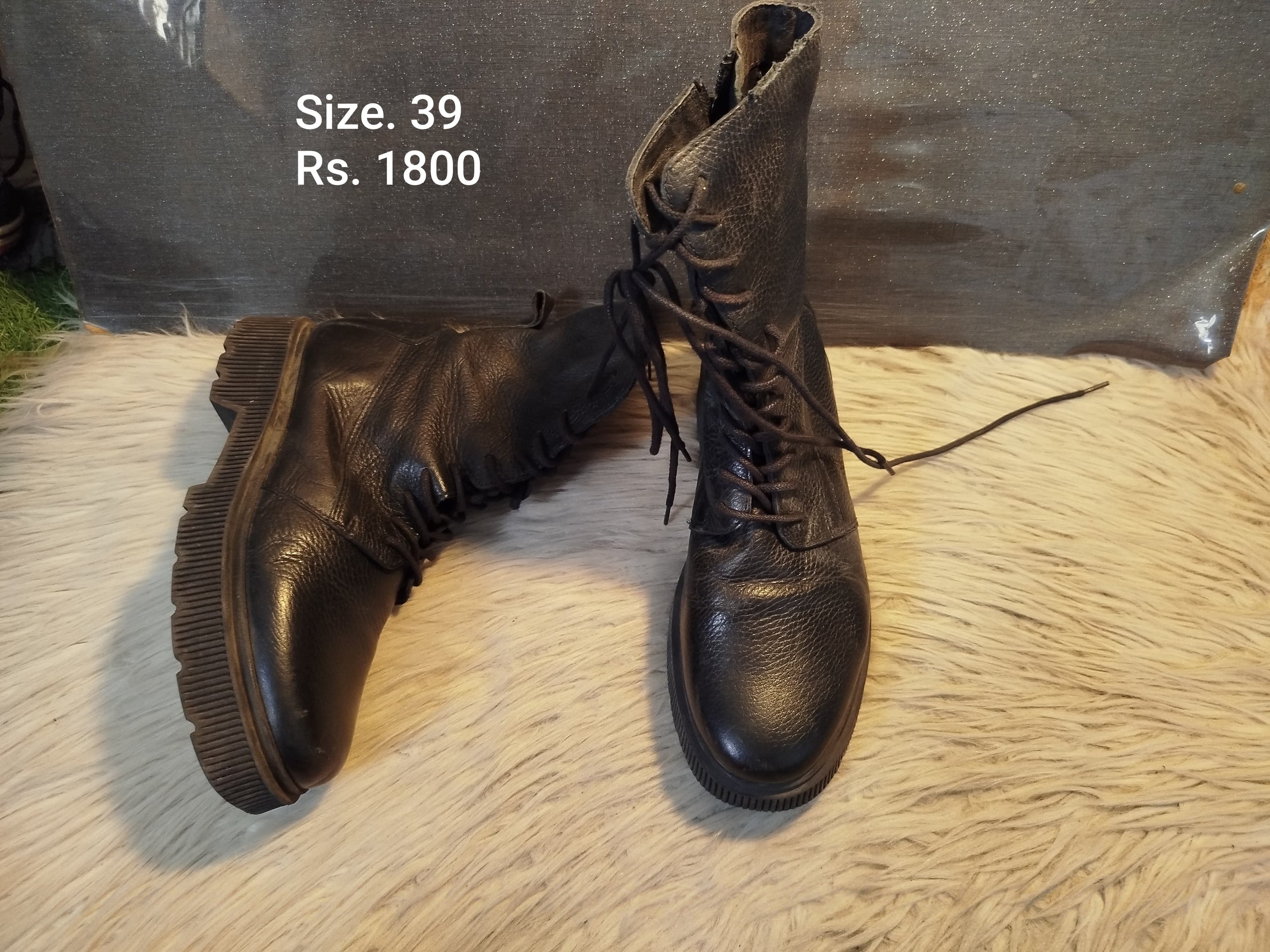 Boots 39