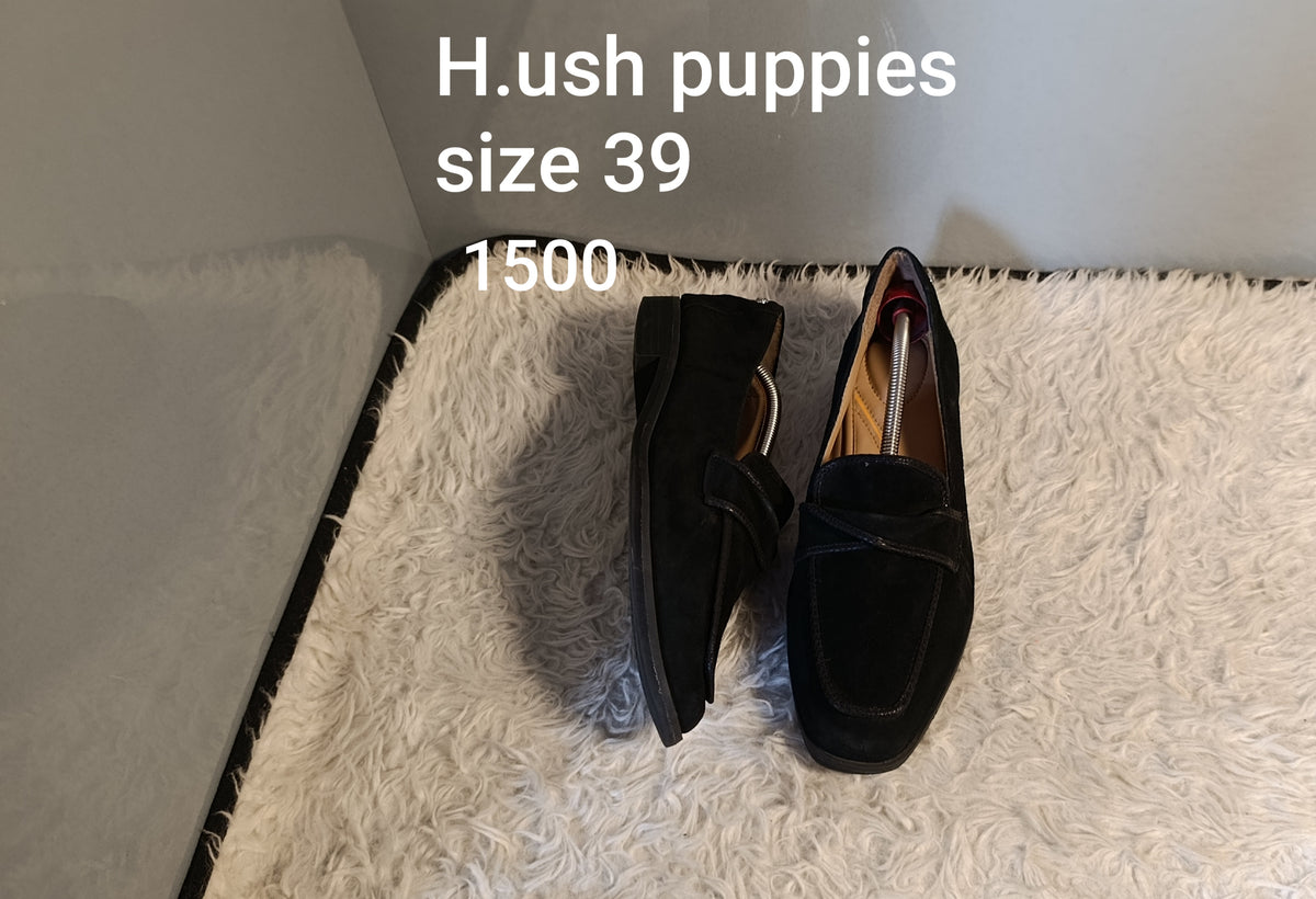 Hush puppies 39