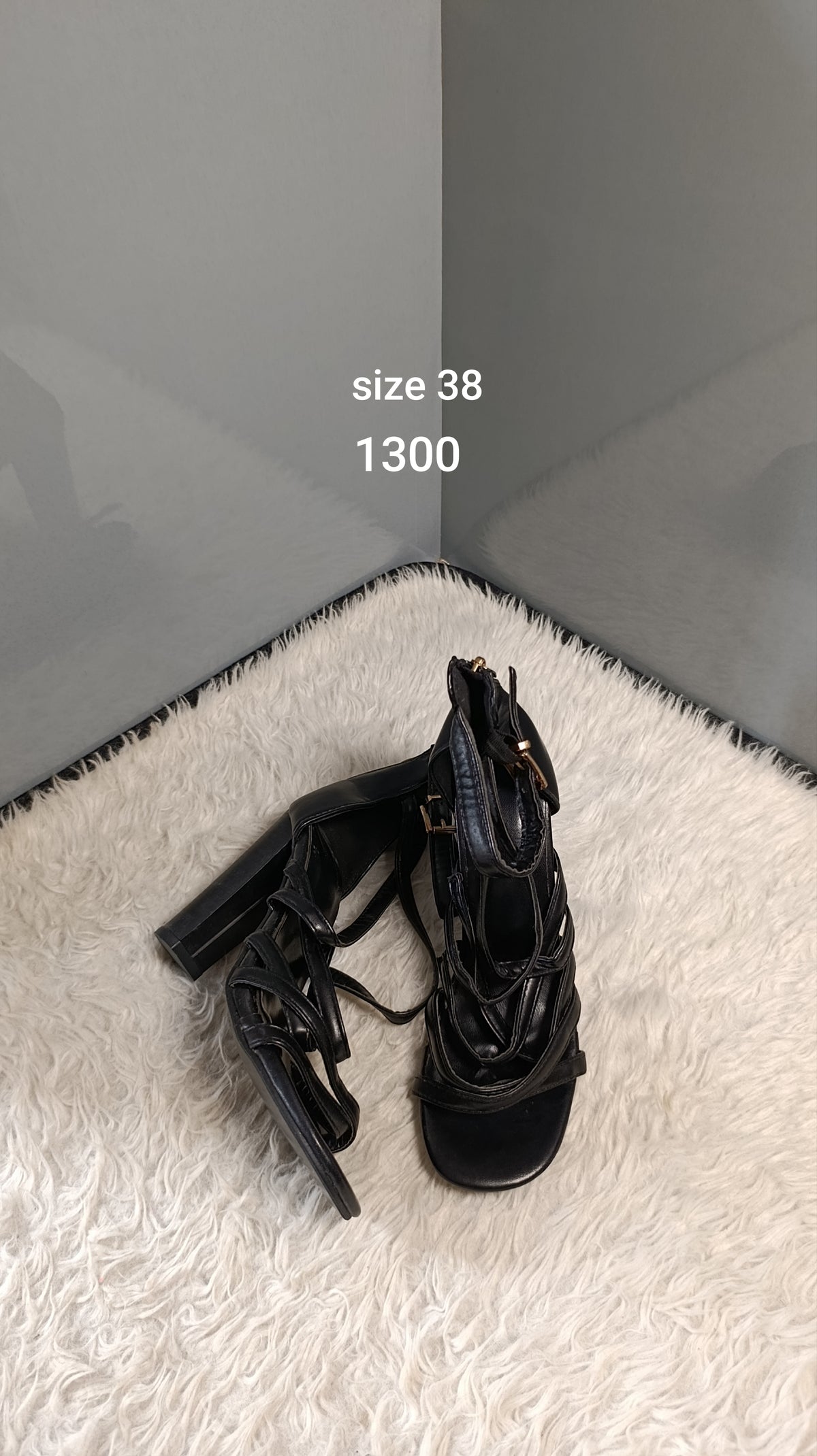 Heels 38