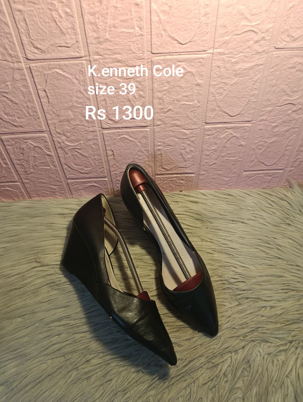 Kenneth Cole 39