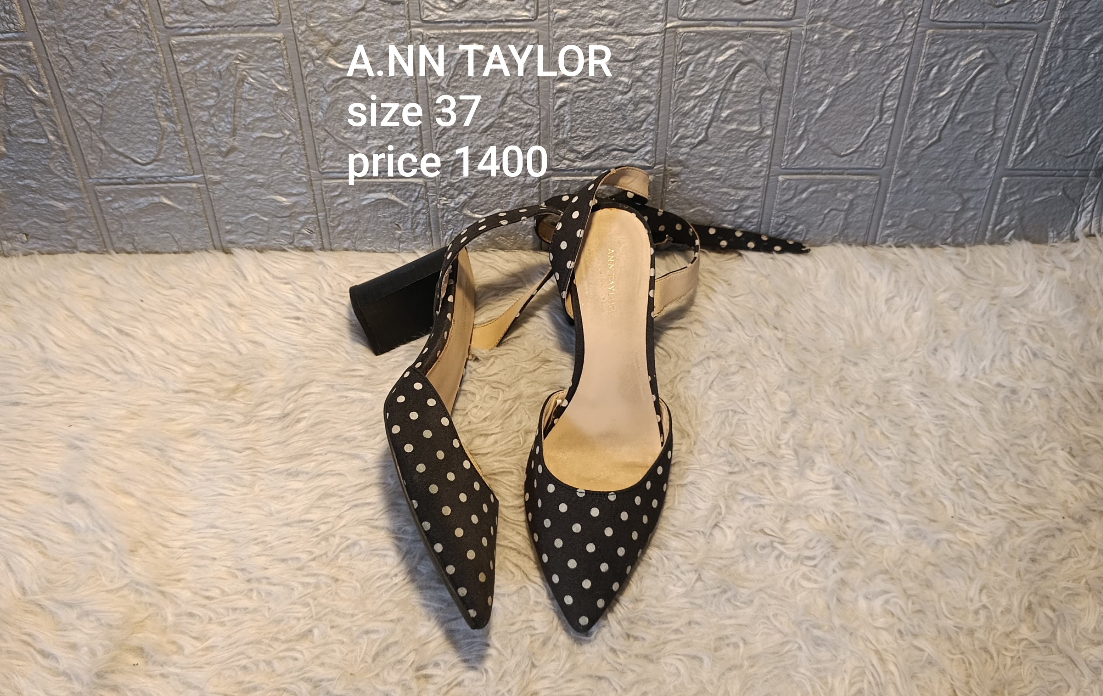 Ann Taylor 37
