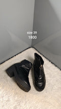 Boots 39