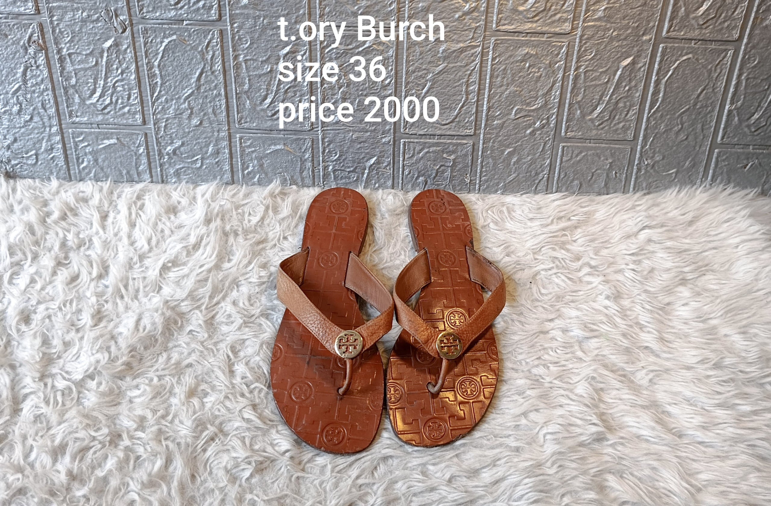 Tory Burch 36