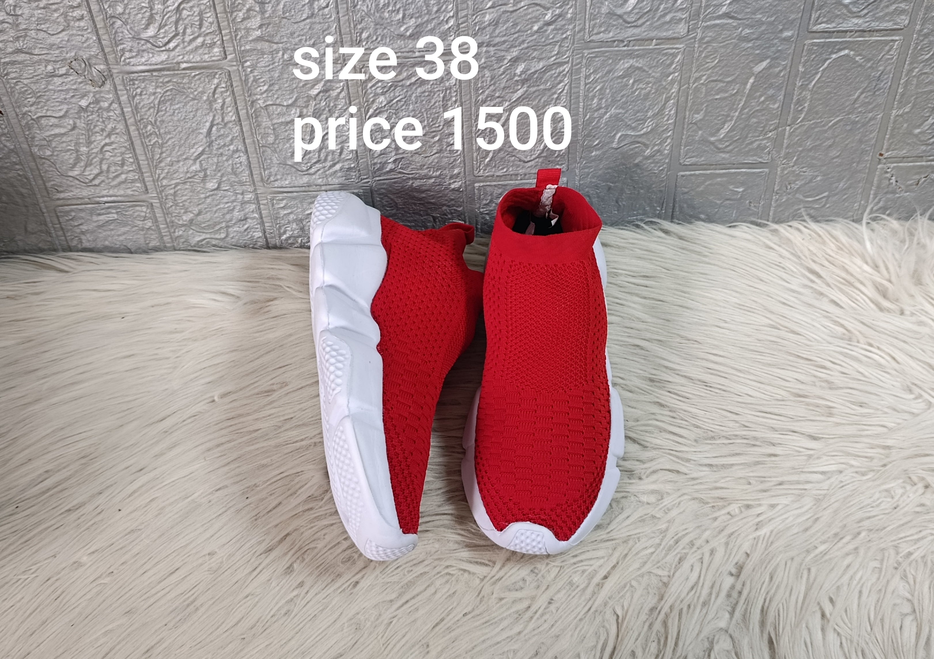 Shoes 38