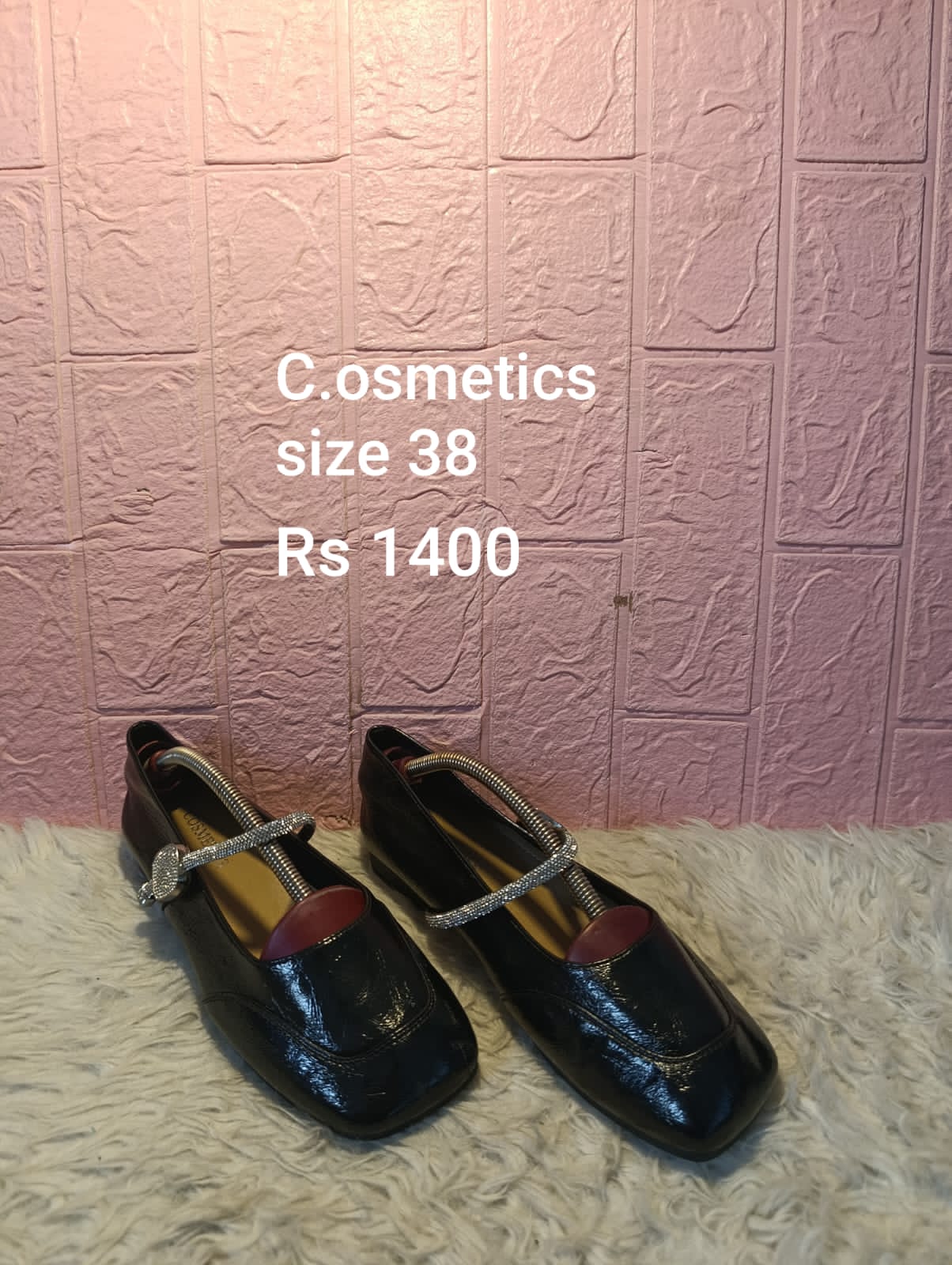 Cosmetics 38
