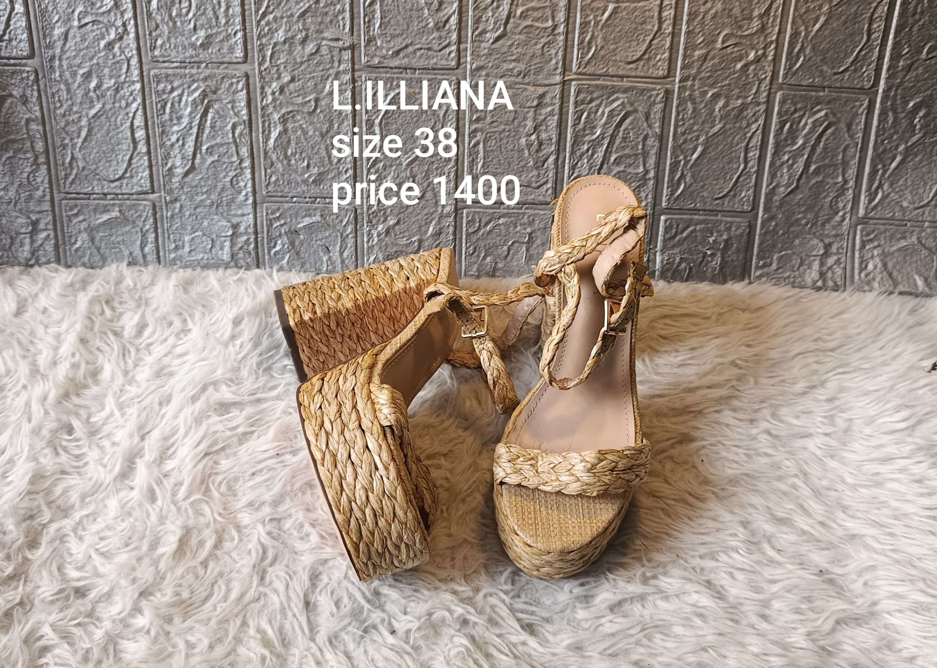 Liliana 38