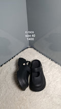 Crocs 40