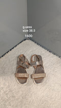 Guess 38.5