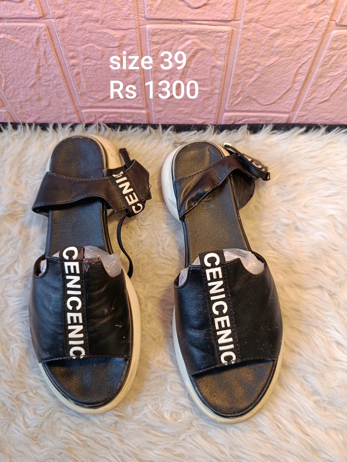 Sandals 39