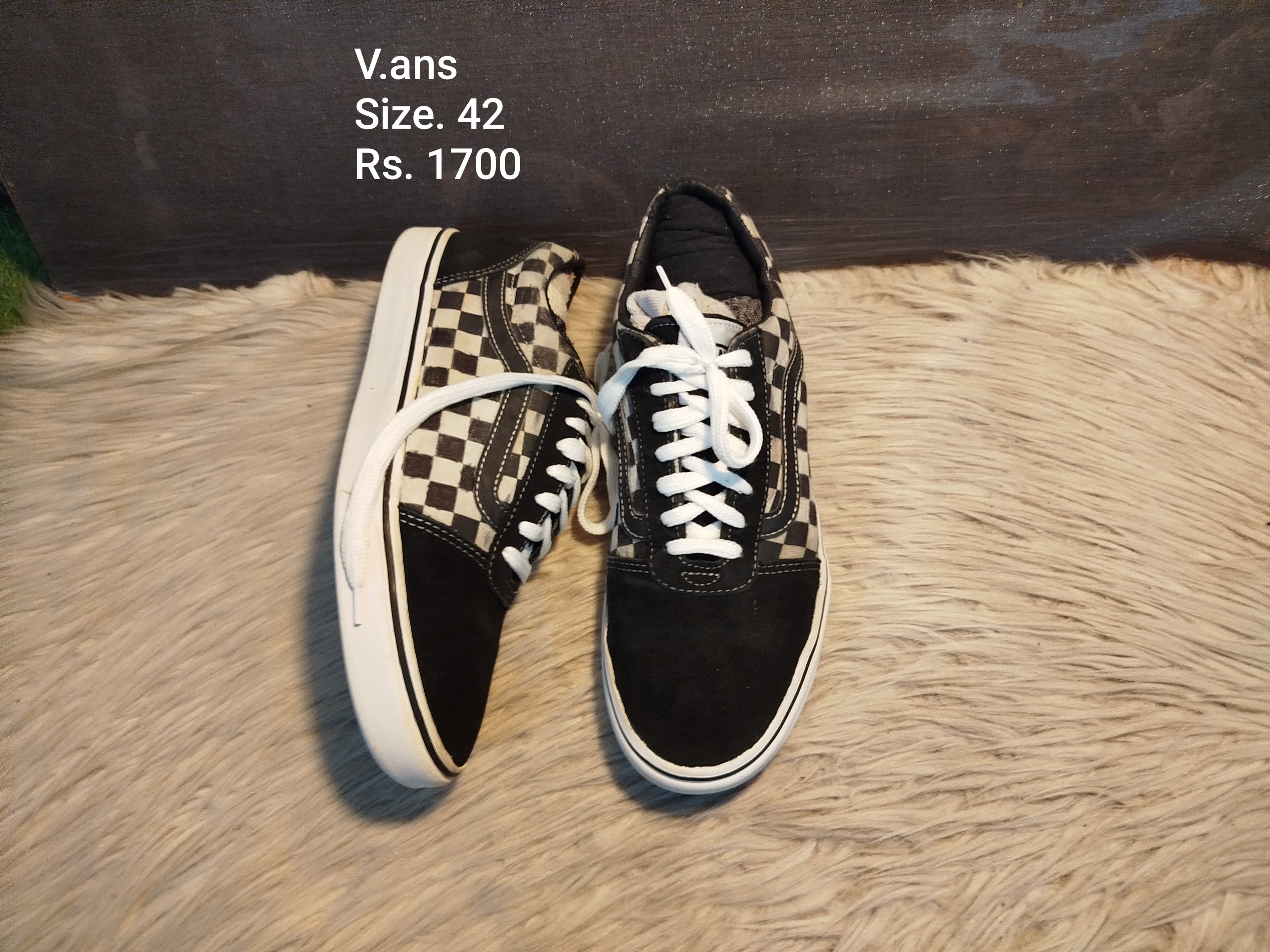 Vans 42
