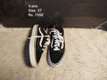 Vans 37