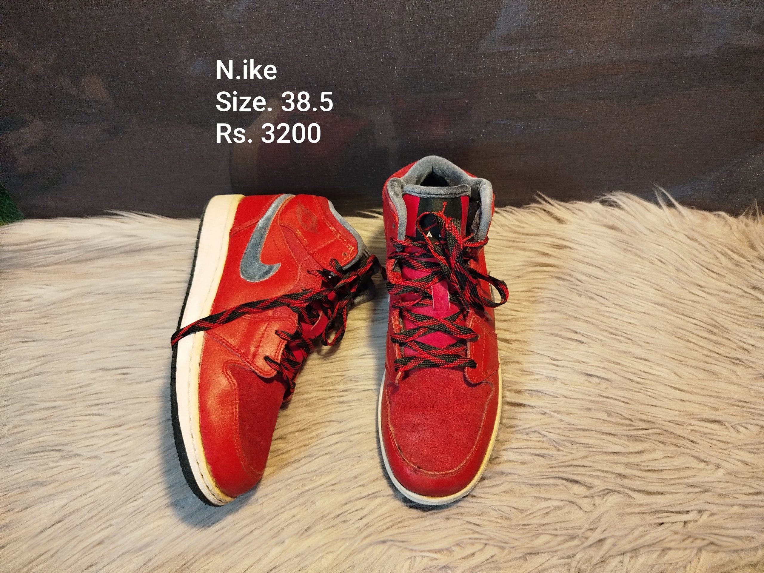 Nike 38.5