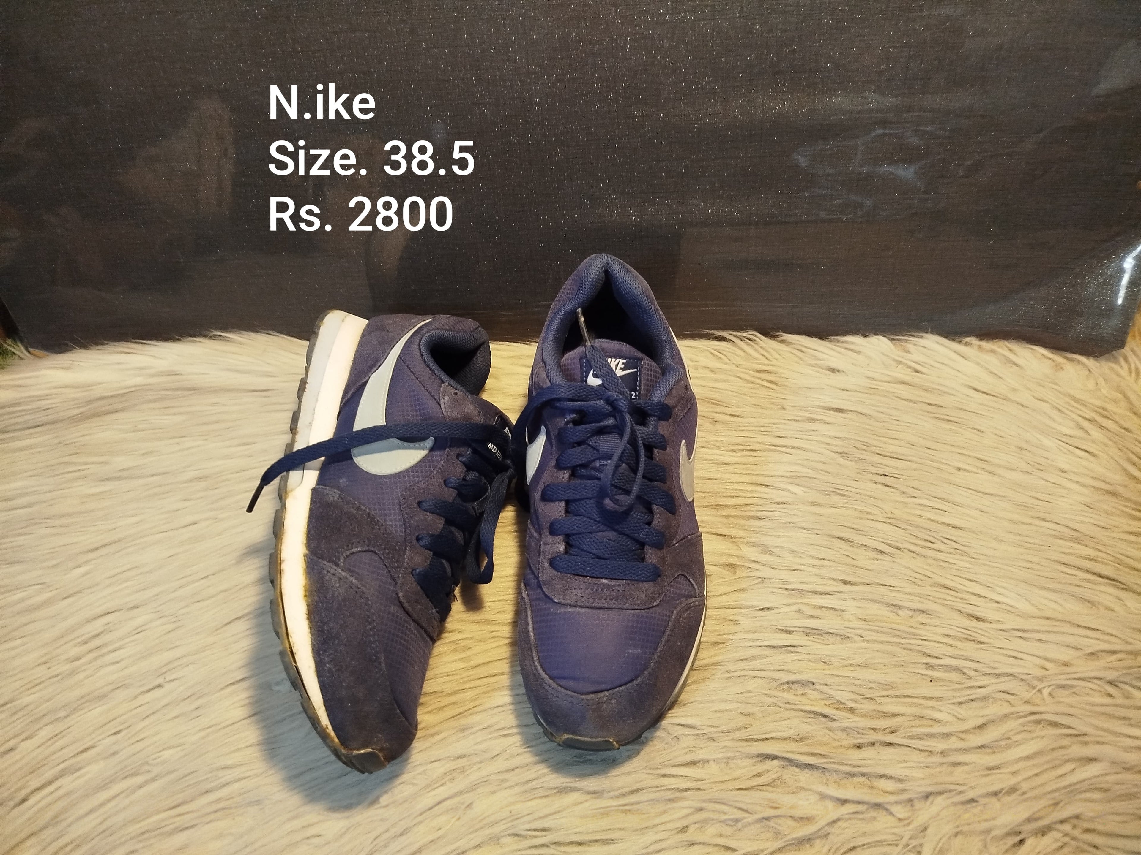 Nike 38.5