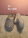 Crocs 37