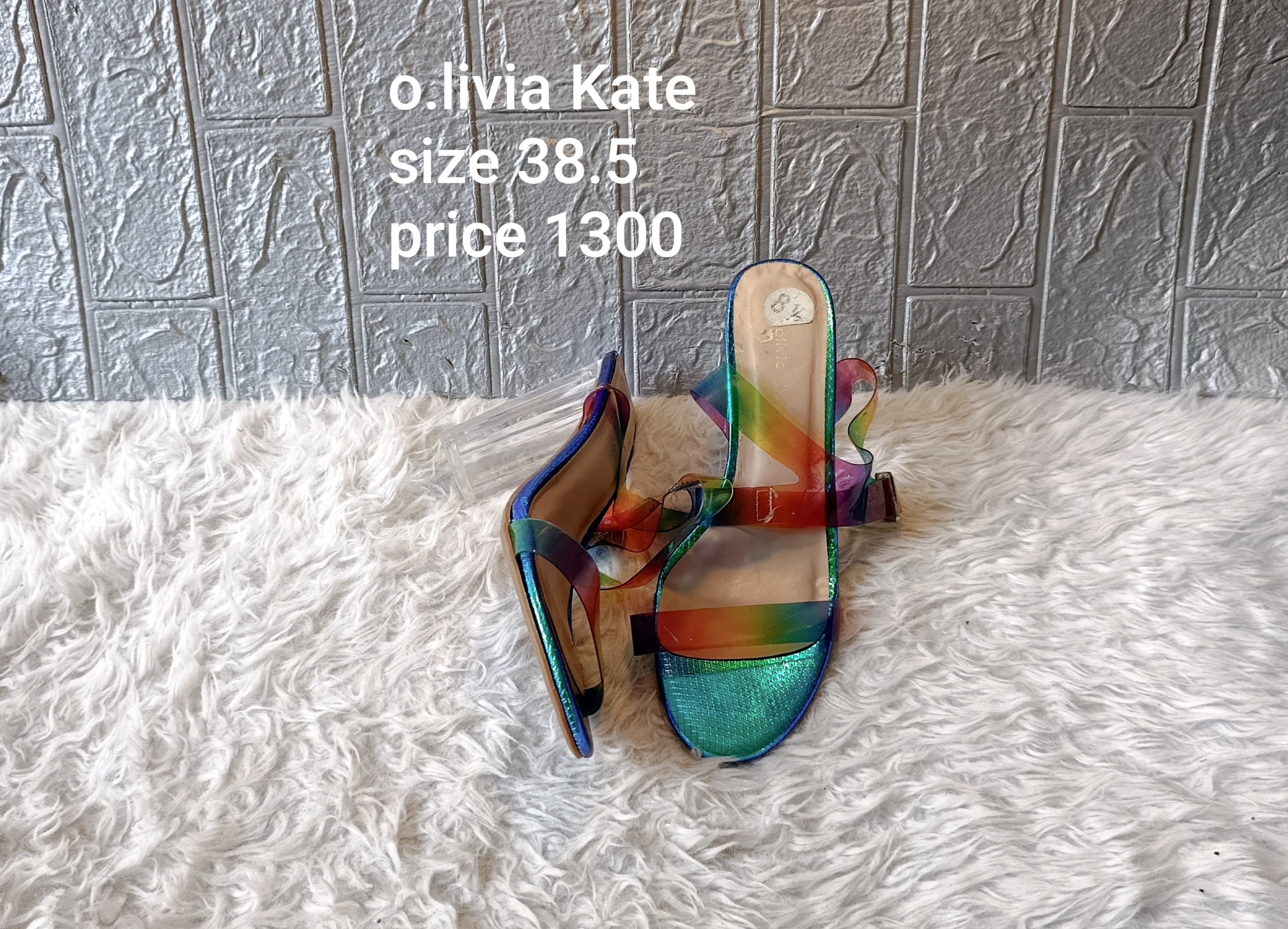 Olivia Kate 38.5