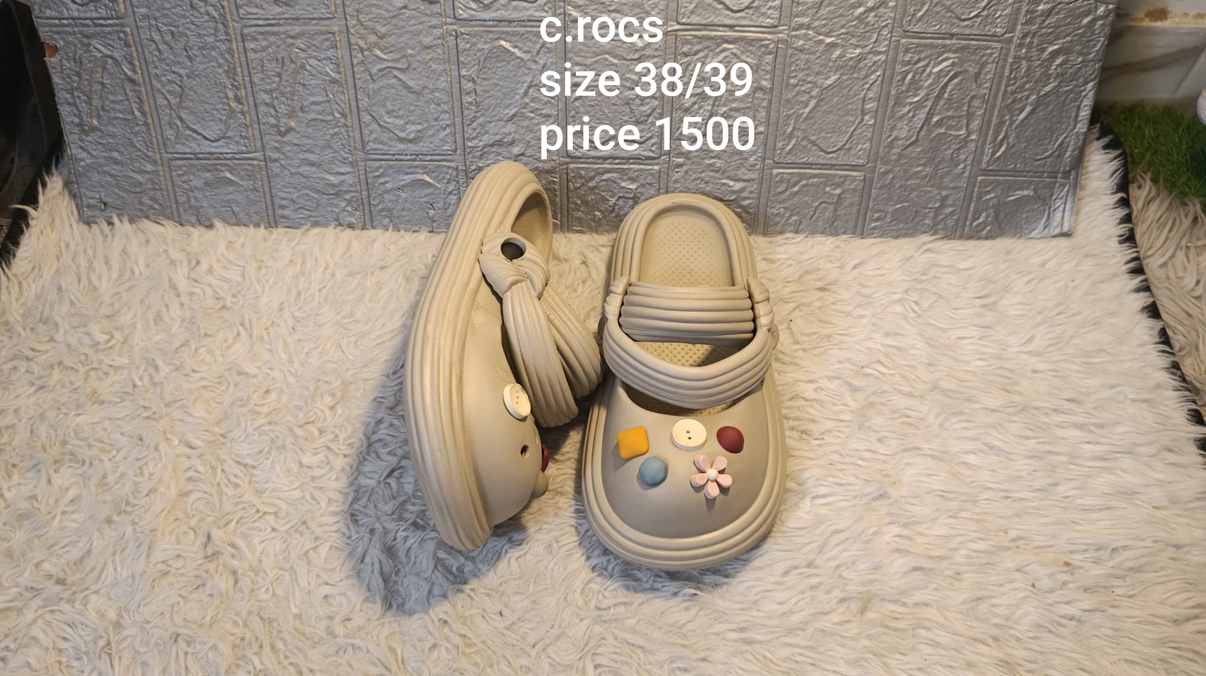 Crocs 38/39
