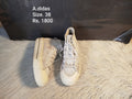 Adidas 38