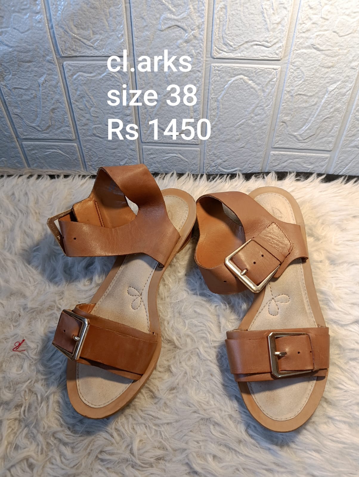 Clarks 39