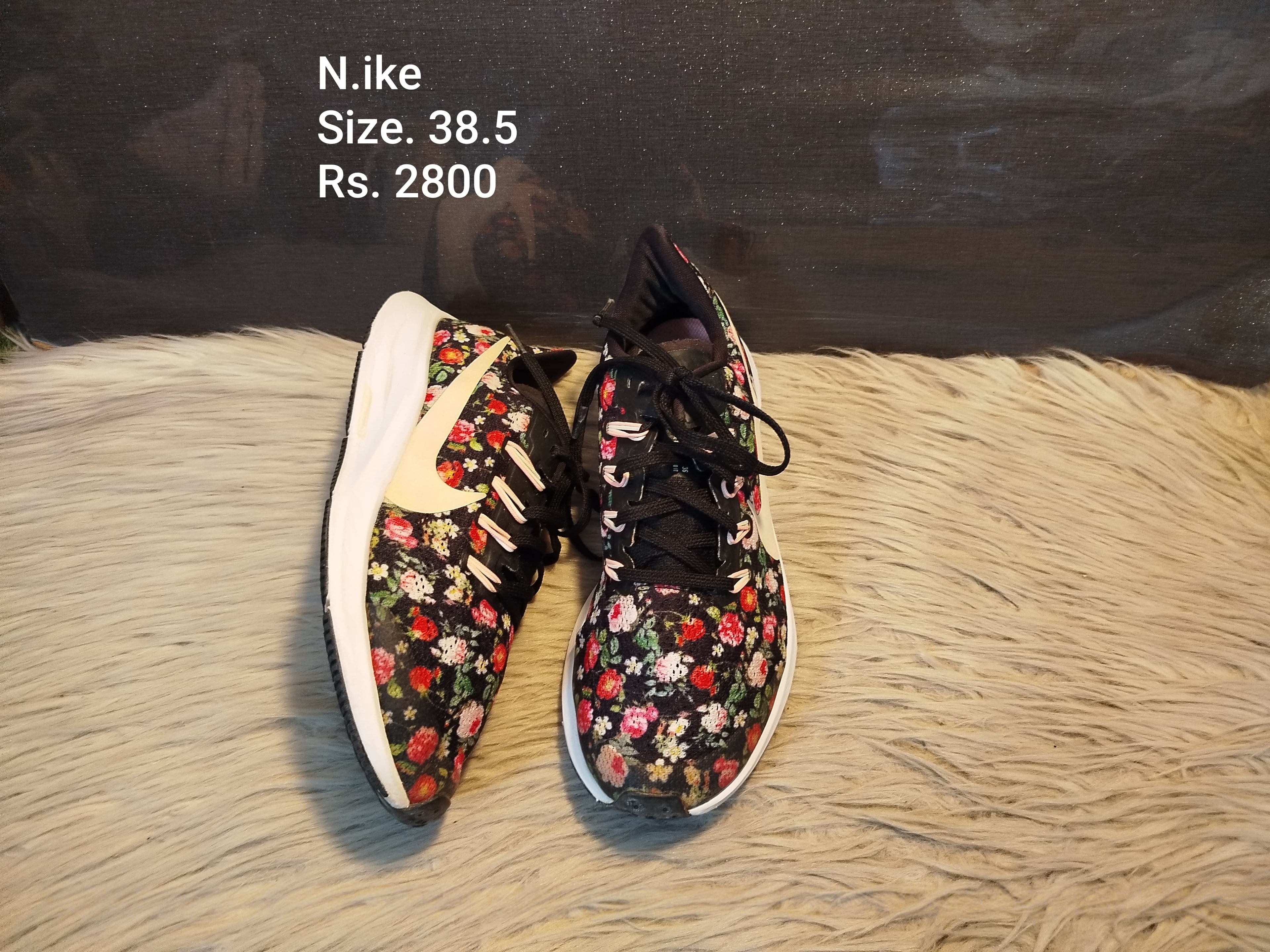 Nike 38.5