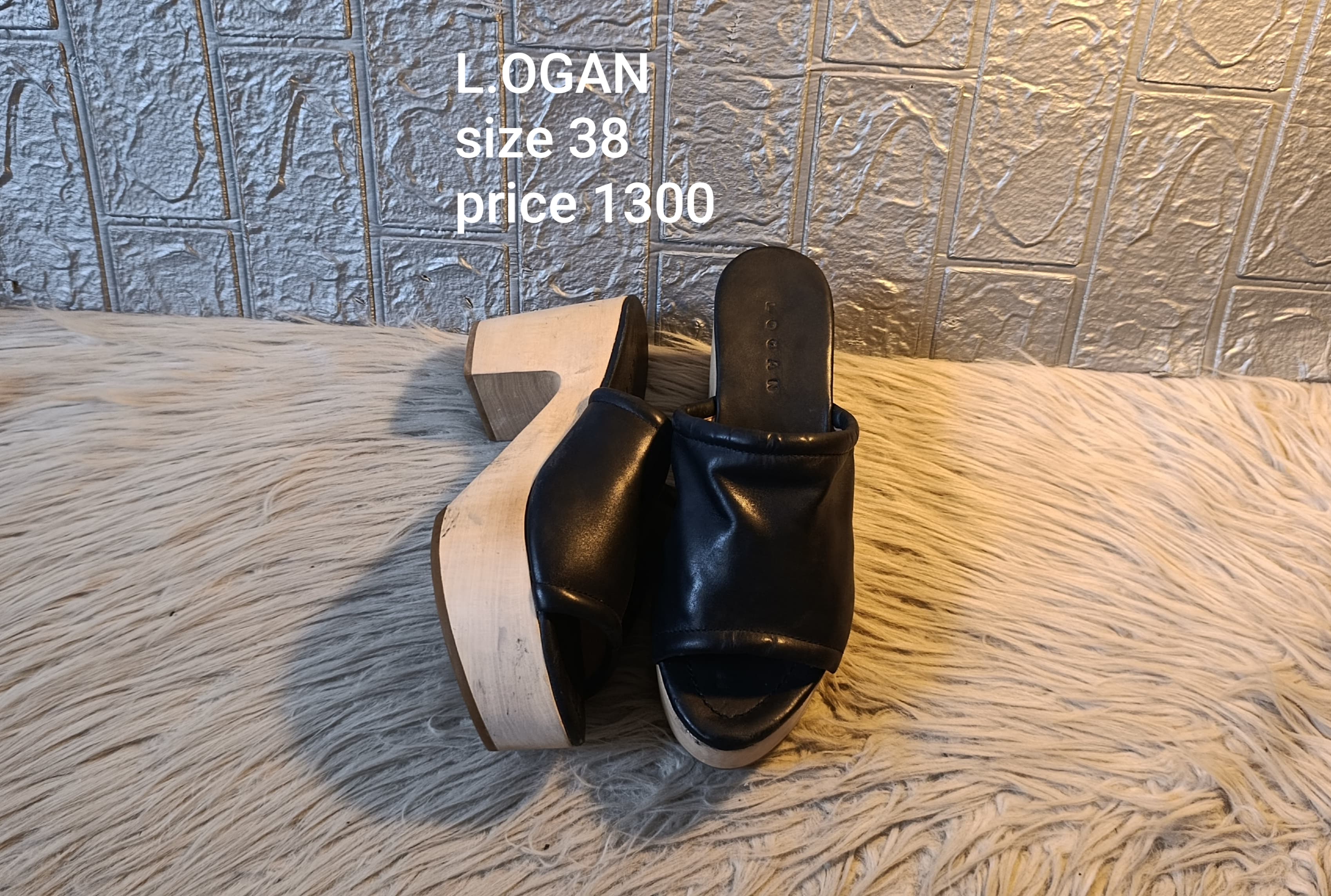 Logan 38