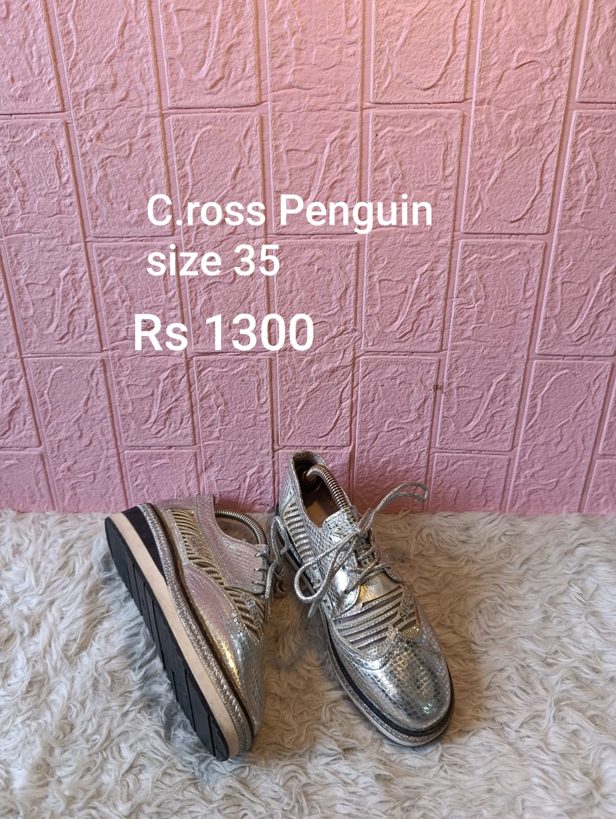 Cross penguin 35