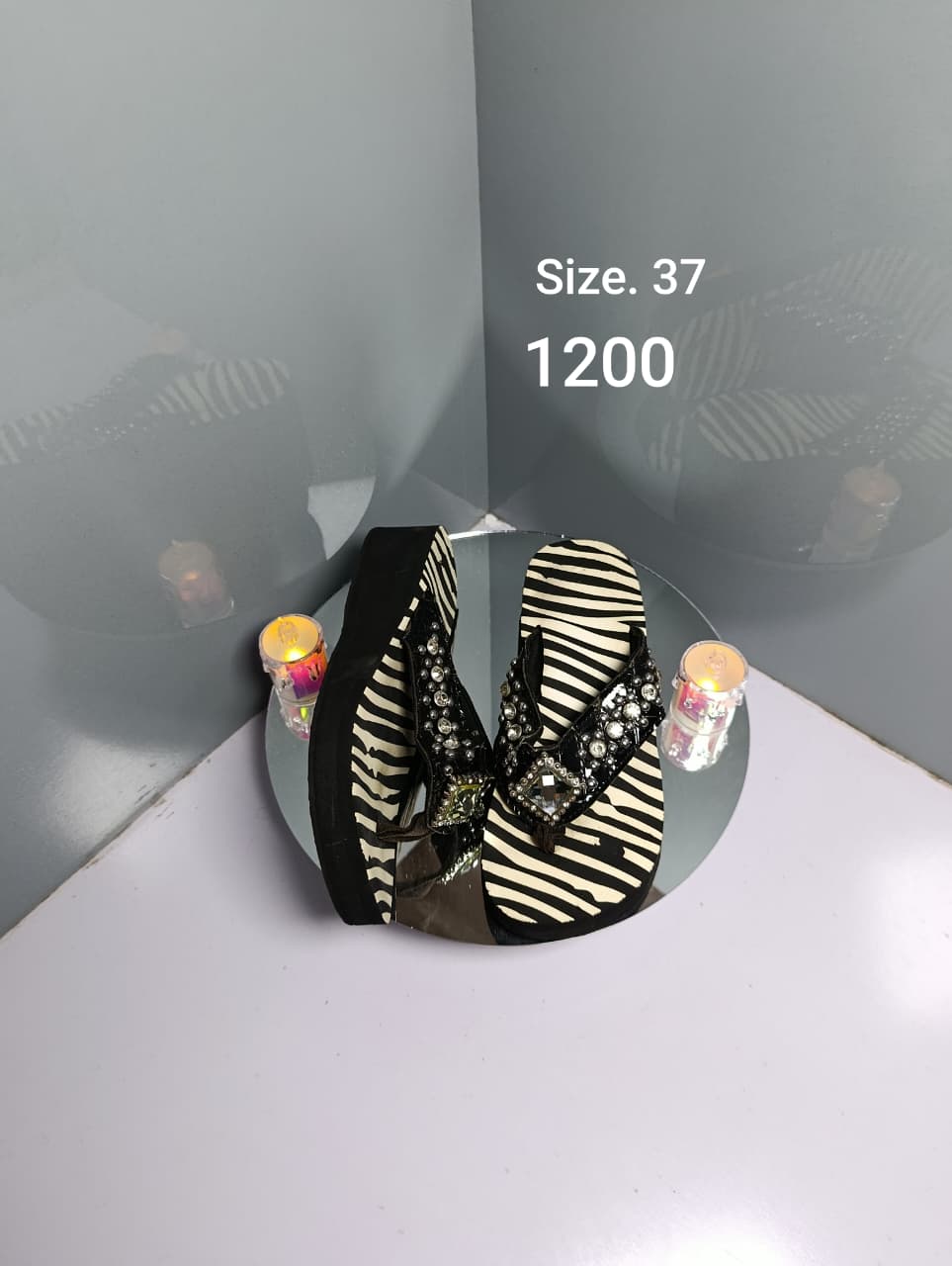 Sandals 37