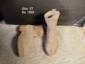 Boots 37