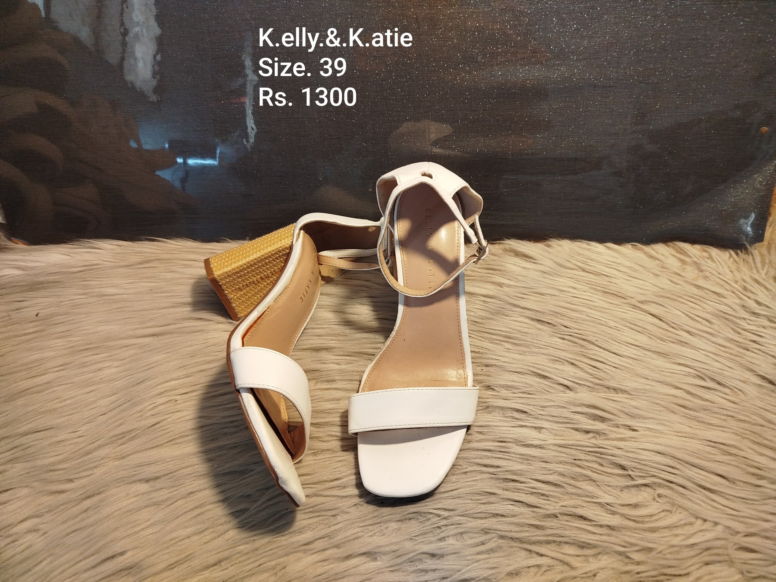 Kelly & Katie 39