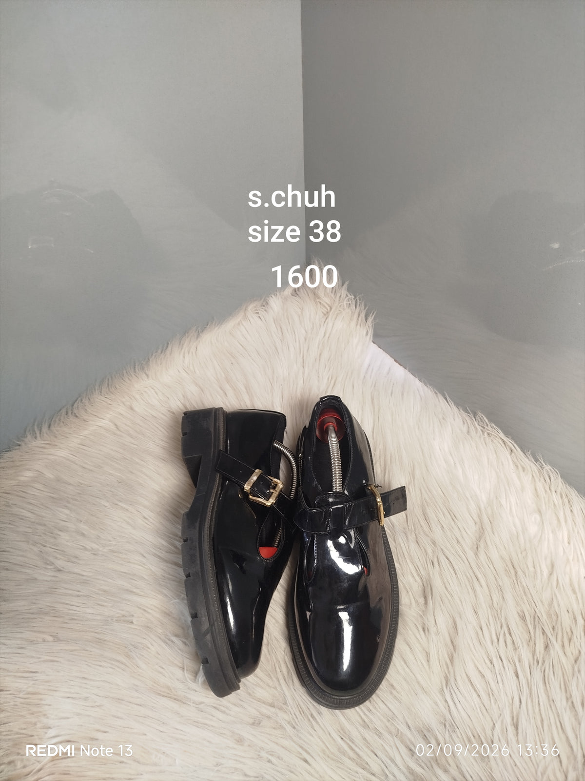 Schuh 38