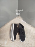 Graceland 41
