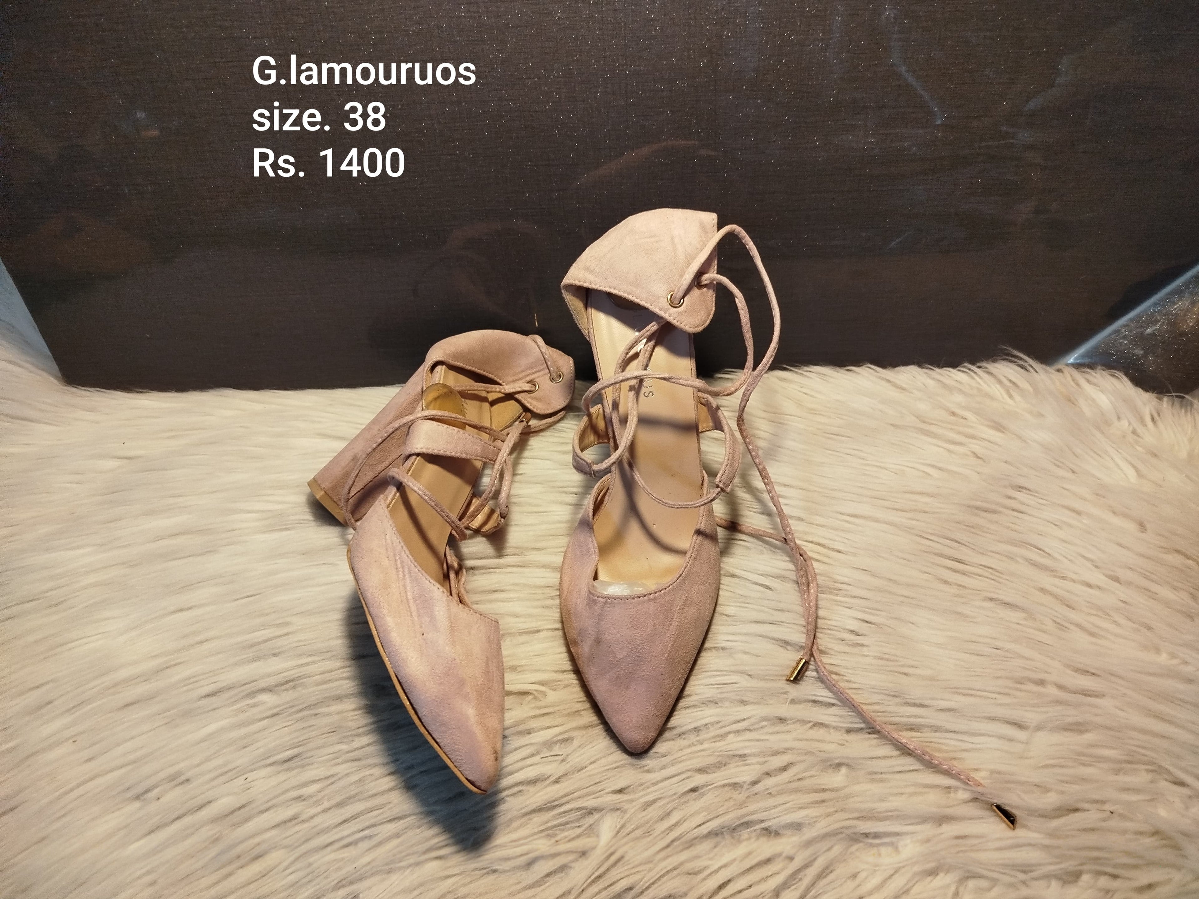 Glamouruos 38