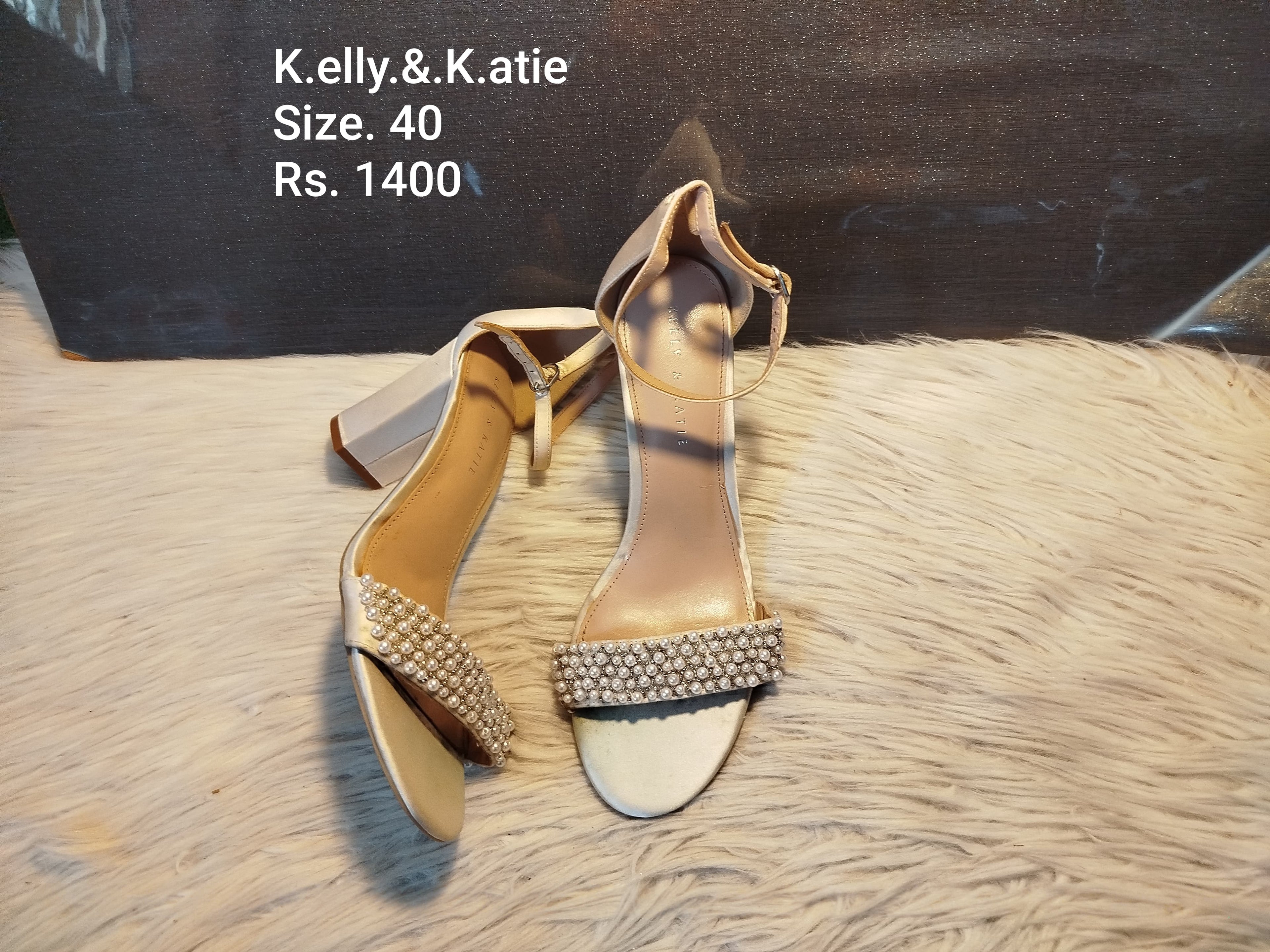 Kelly & Katie 40