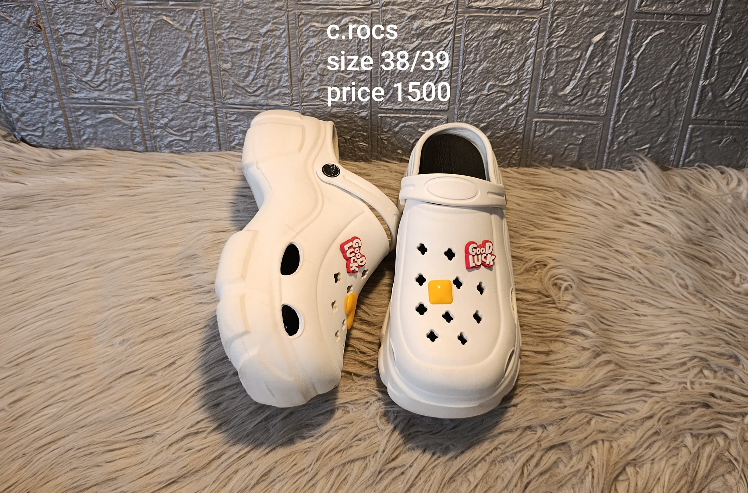 Crocs 38/39