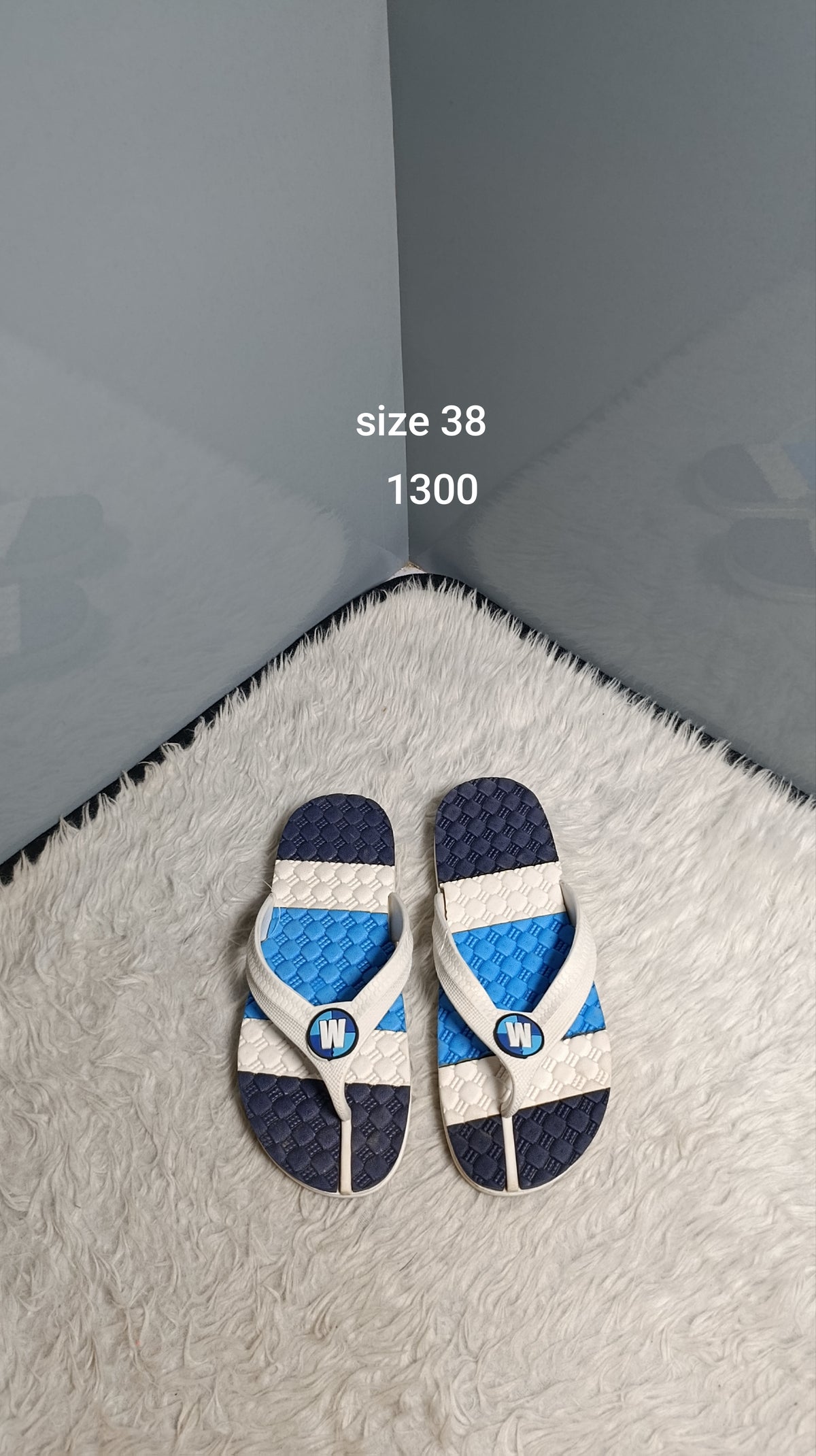 Crocs 38