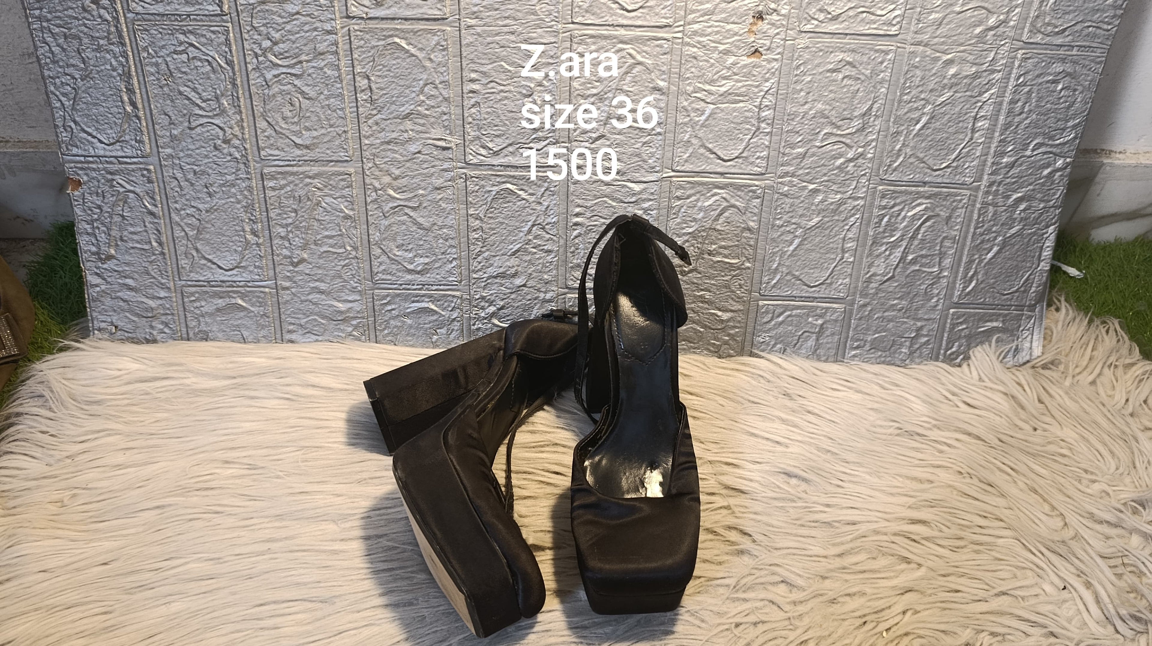 Zara 36