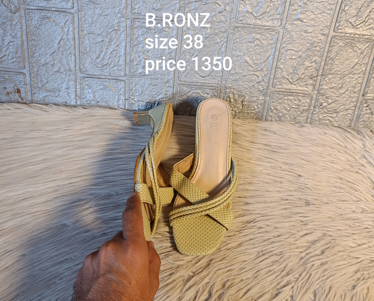 Bronz 38