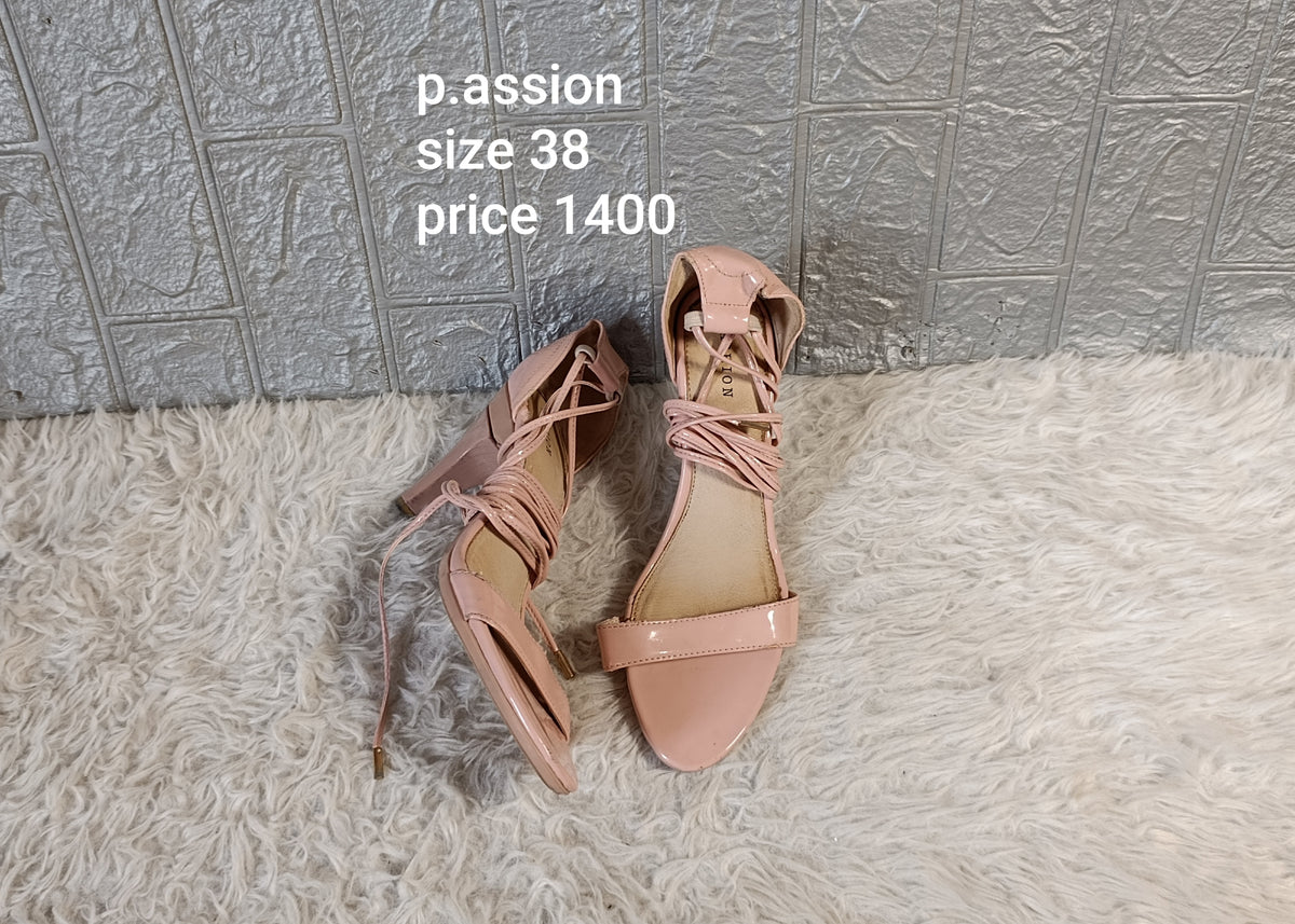 Passion 38