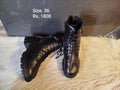 Boots 36