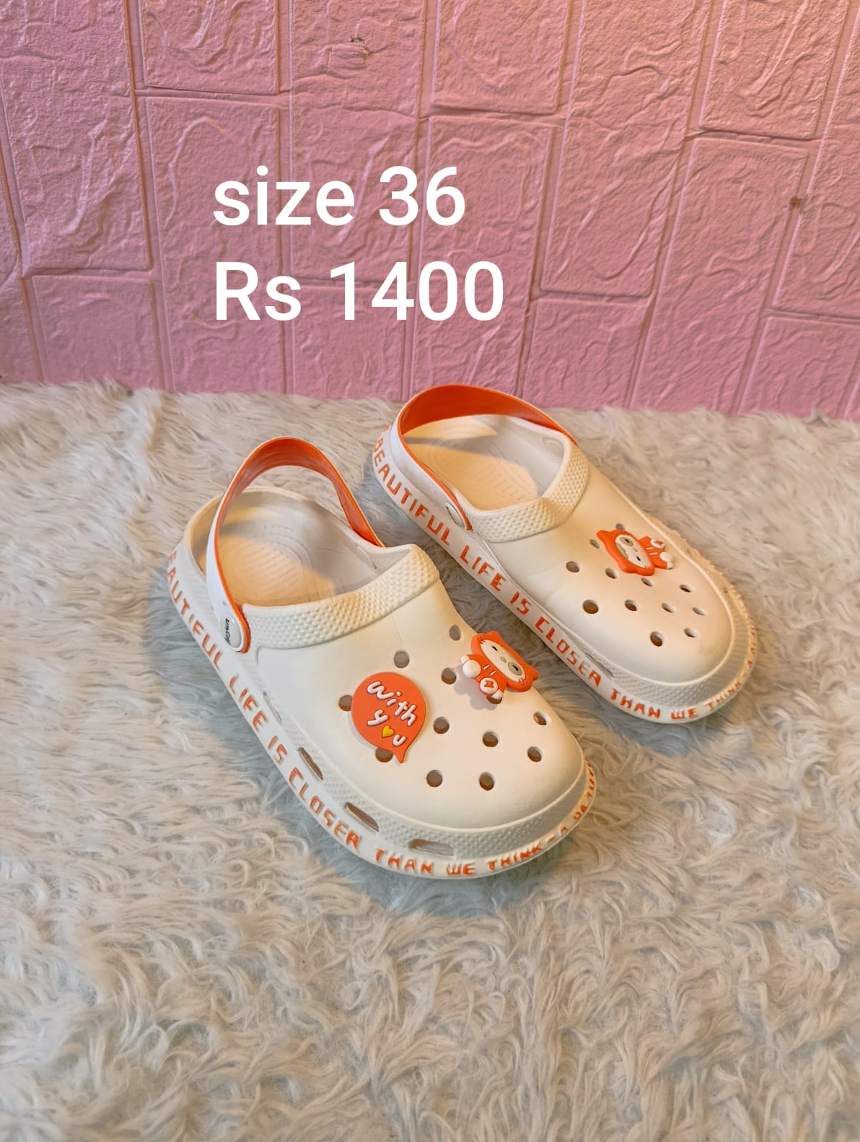 Crocs 36