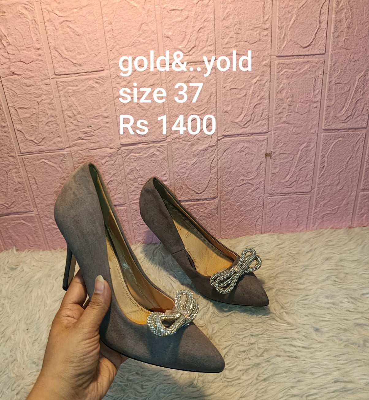Gold & yold 37
