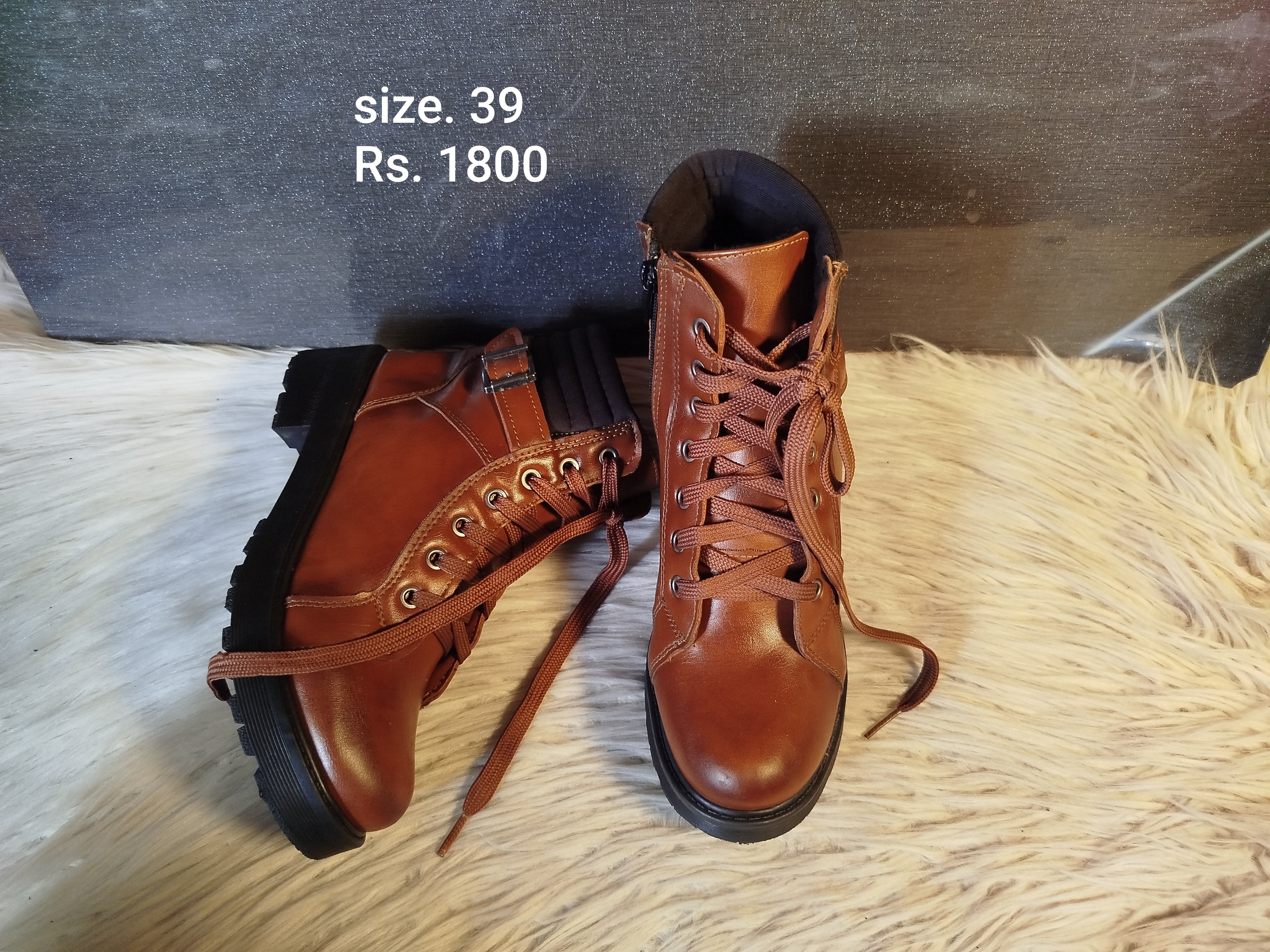 Boots 39