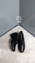 Clarks 38