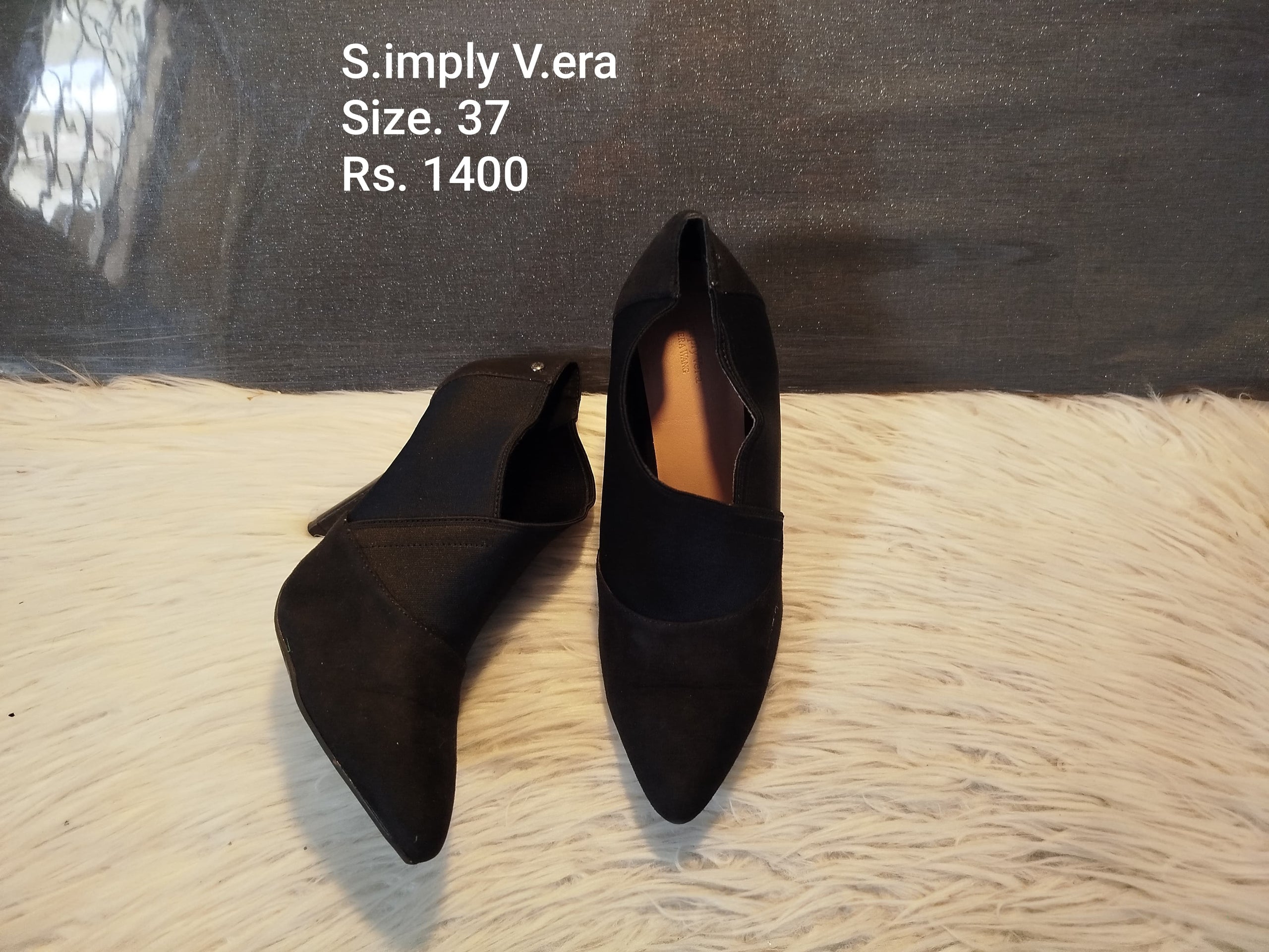 Simply Vera 37
