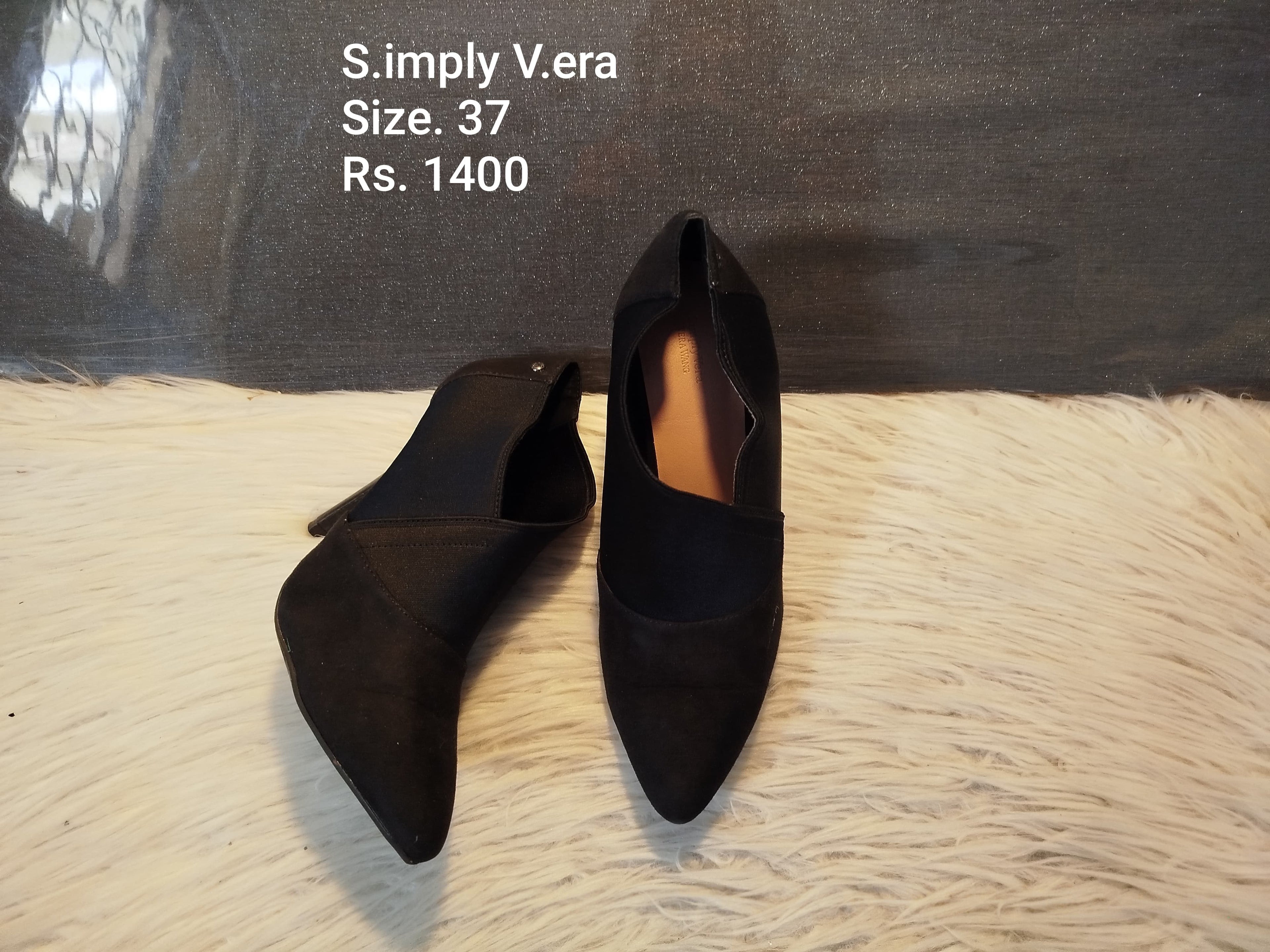 Simply Vera 37