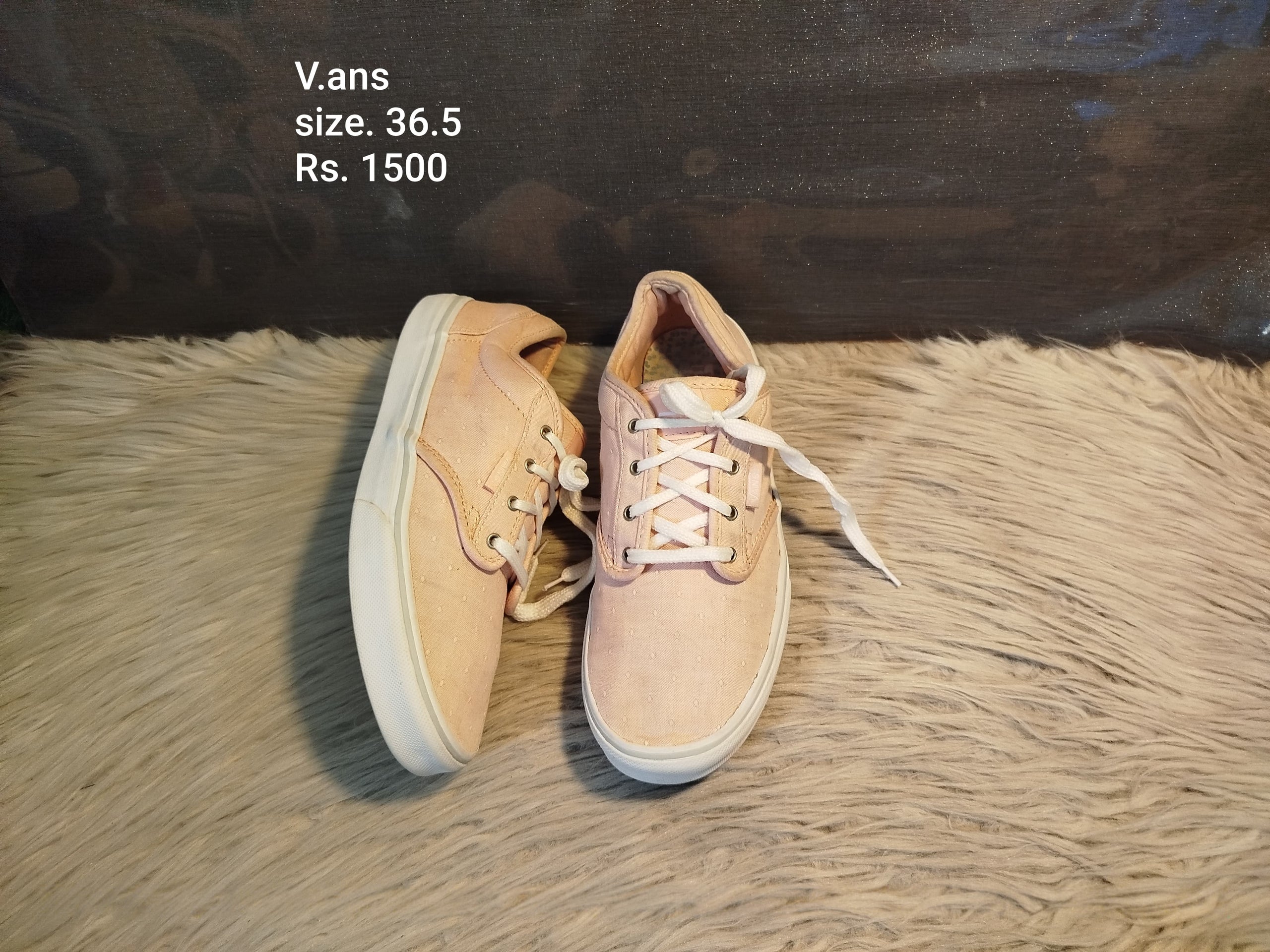 Vans 36.5